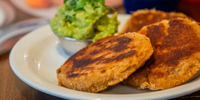 Arepa de Chicharron