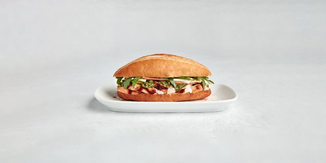 Napa Sandwich w/ Grilled Chicken	Bagged Lunch