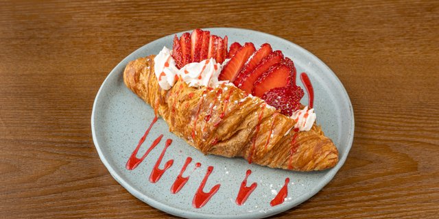 Berry Cloud Croissant