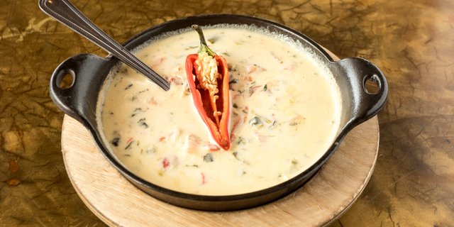 Queso Dip w/ Chile