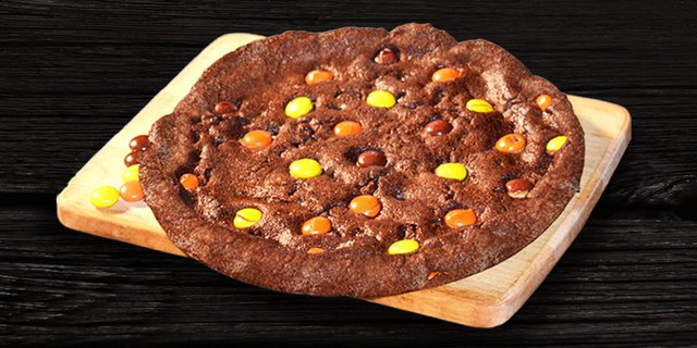 Brownie w/ Reese's Pieces