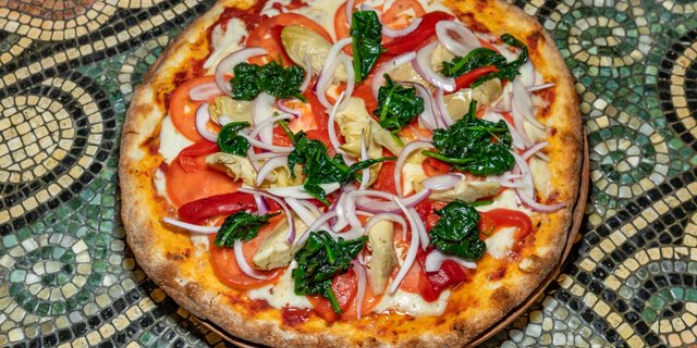 Primavera Pan Crust Pizza
