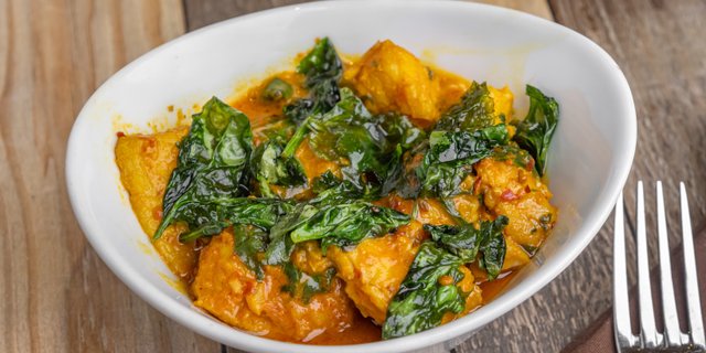 Machli Palak Ka Salan