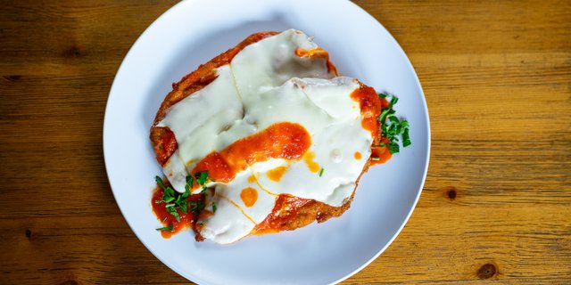 Chicken Parmigiana Tray