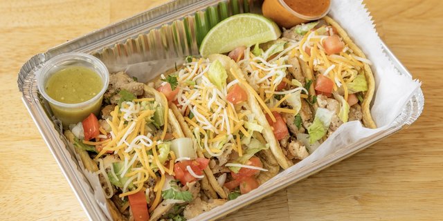 Chicken Tacos Americanos