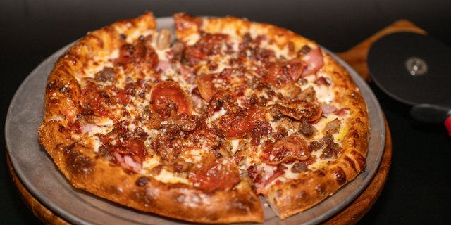 Meat Lover's Pizza