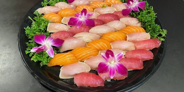 40-Piece Nigiri Platter