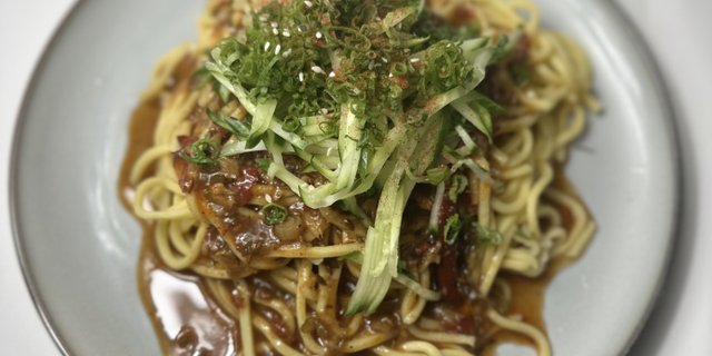 Cold Noodle w/ Sauce