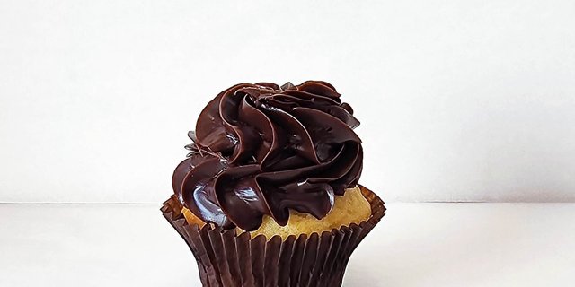 Vanilla Decadent Cupcake