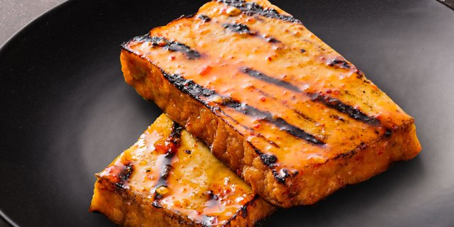 Chili Glazed Grilled Tofu Tray