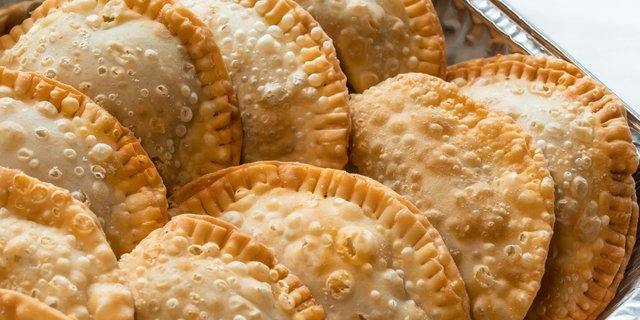 35-50 Pcs Cuban Empanadas