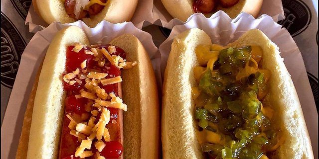 Jumbo All-Beef Hot Dog Box