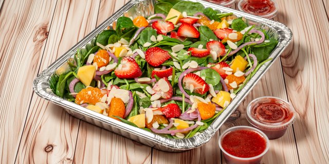 Spinach Salad Half Tray