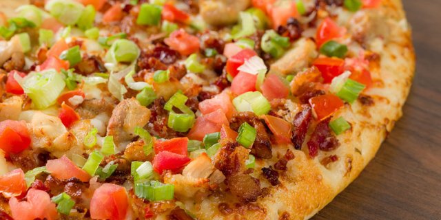 Chicken Club Pizza