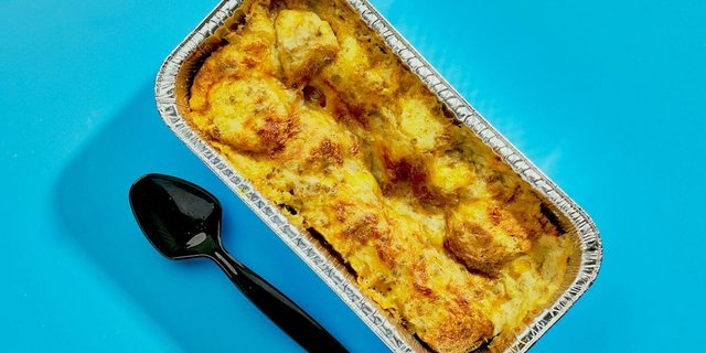 Biscuits & Gravy Bake