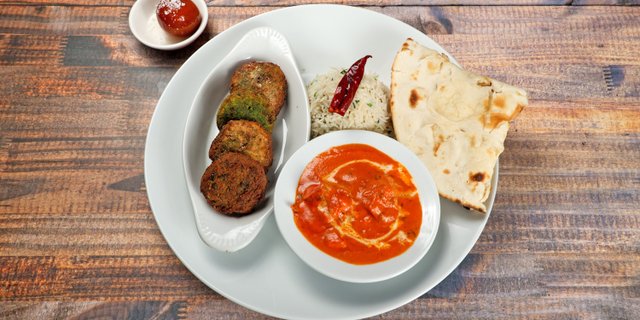 Desi Chicken Corporate Box