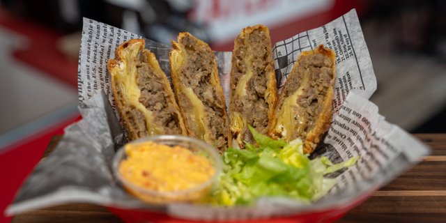 Cheesesteak Egg Rolls