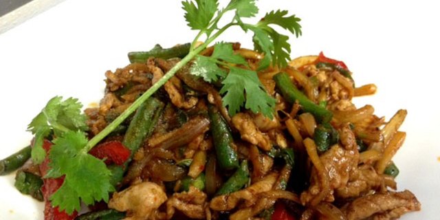 Pad Kra‐Paw