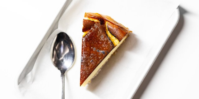 Pear Brûlée Cheesecake