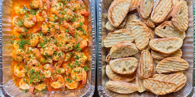 Shrimp Al Aglio Tray