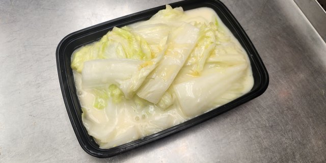Stir-Fried Cream Cabbage