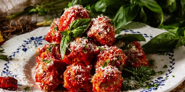 Italian Style Meatballs