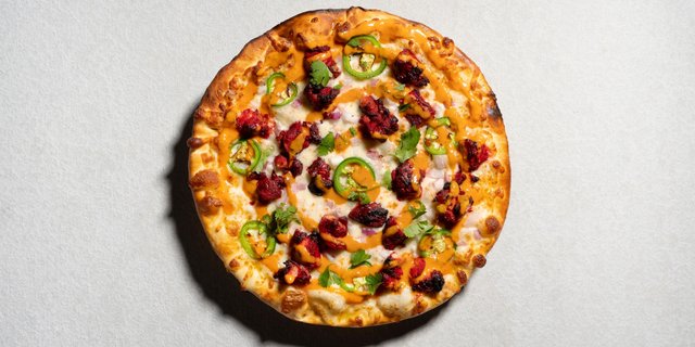 Tandoori Chicken Pizza