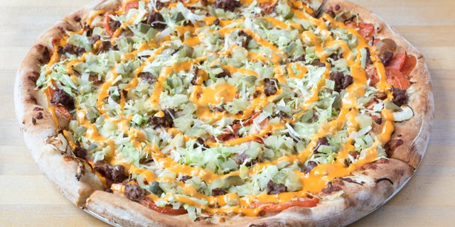 Cheeseburger Pizza