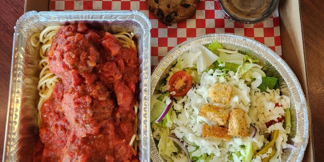 Classic Entree Boxed Lunch