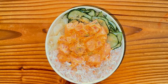 Spicy Aioli Salmon Poke Bowl