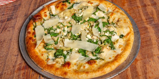 Chicken Spanakopita Pizza