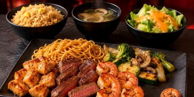 Hibachi Hot Lunch Spread