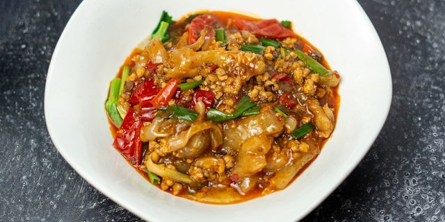 Beef Tendon & Minced Pork w/ Pickled Pepper Sauce
