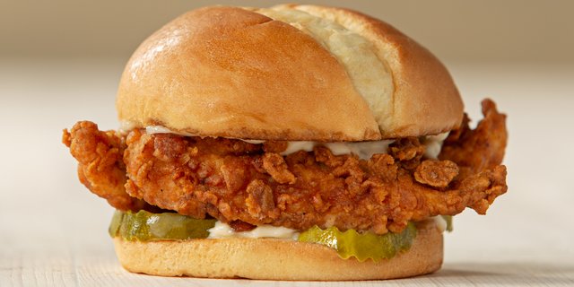 Southern Chicken Sandwich Boxed Lunch