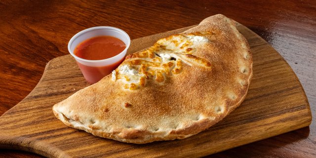 Meatlover Calzone