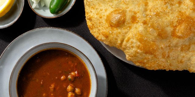 Chana Batura