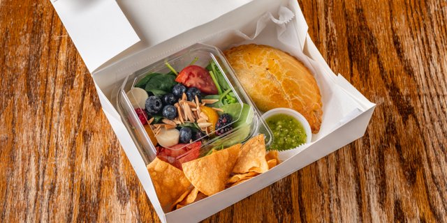 Baked Empanada Box Lunch