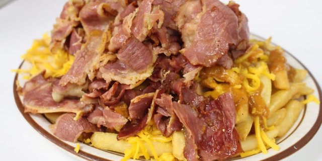 Chili Cheese Fries w/ Pastrami
