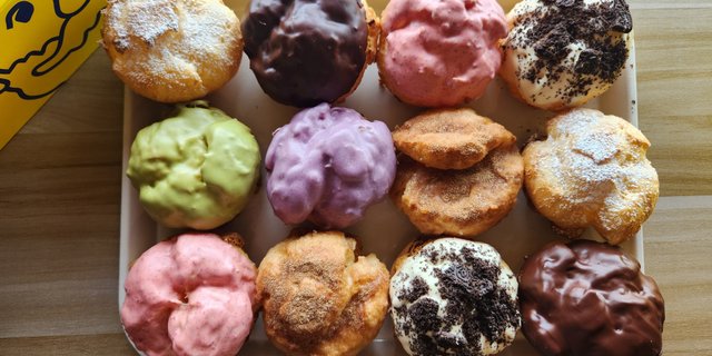 Variety Cream Puff Box