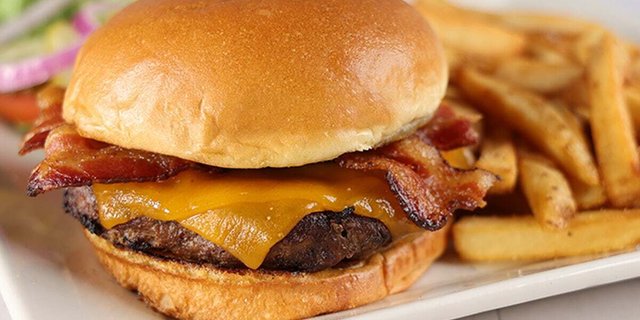 Bacon Cheddar Burger Boxed Lunch