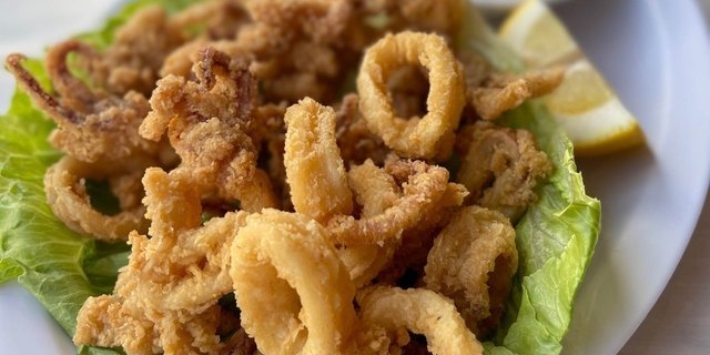 Fried Calamari w/ Marinara