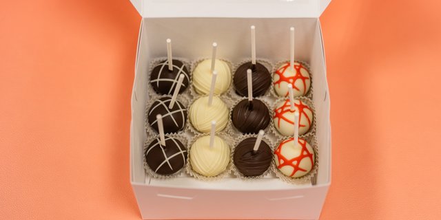 Dozen  Cake Pops