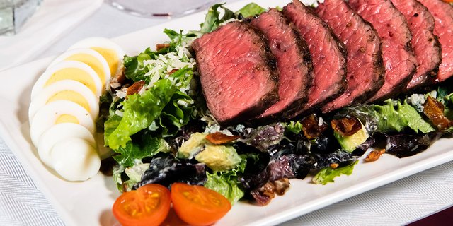 Steakhouse Salad w/ Shrimp