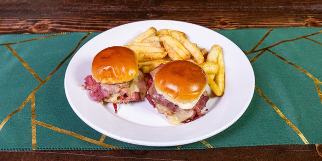 Reuben Sliders