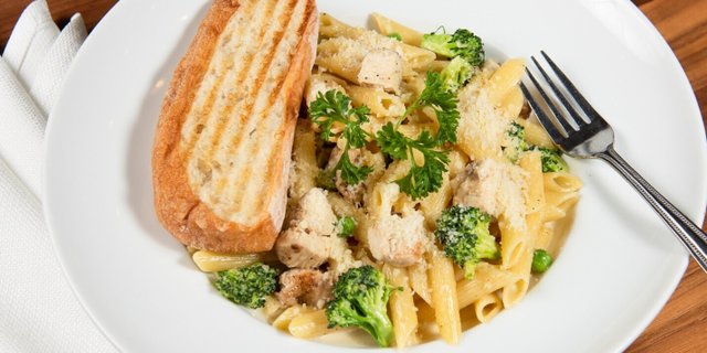 Chicken Alfredo