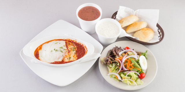 Lasagna w/ Salad