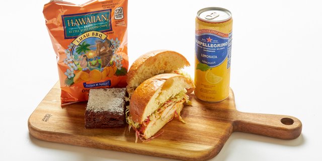 Buffalo Chicken Sandwich Boxed Lunch