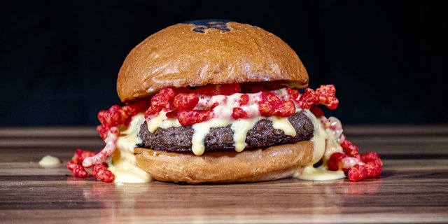 Flamin' Queso Burger
