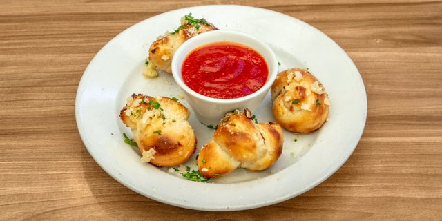 FS Garlic Knots