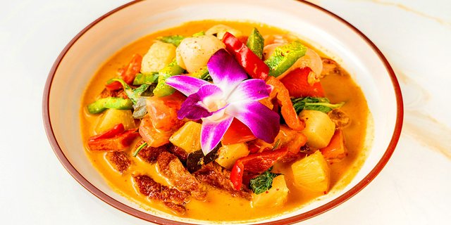 Duck Pineapple Curry